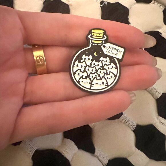 🧷'Happiness Potion' Cartoon Cat Enamel Pin / Brooch in Black and White - Picture 3 of 5